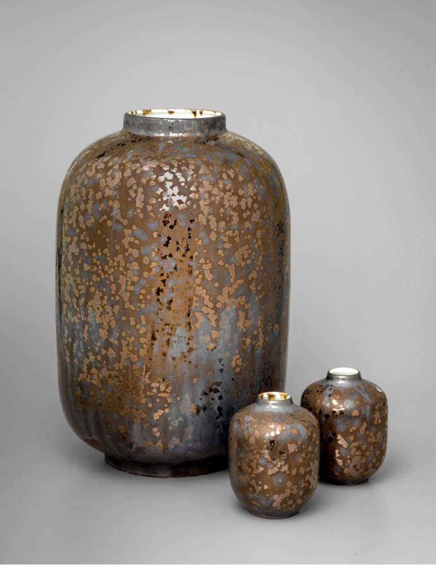 Volume Metallic Vase