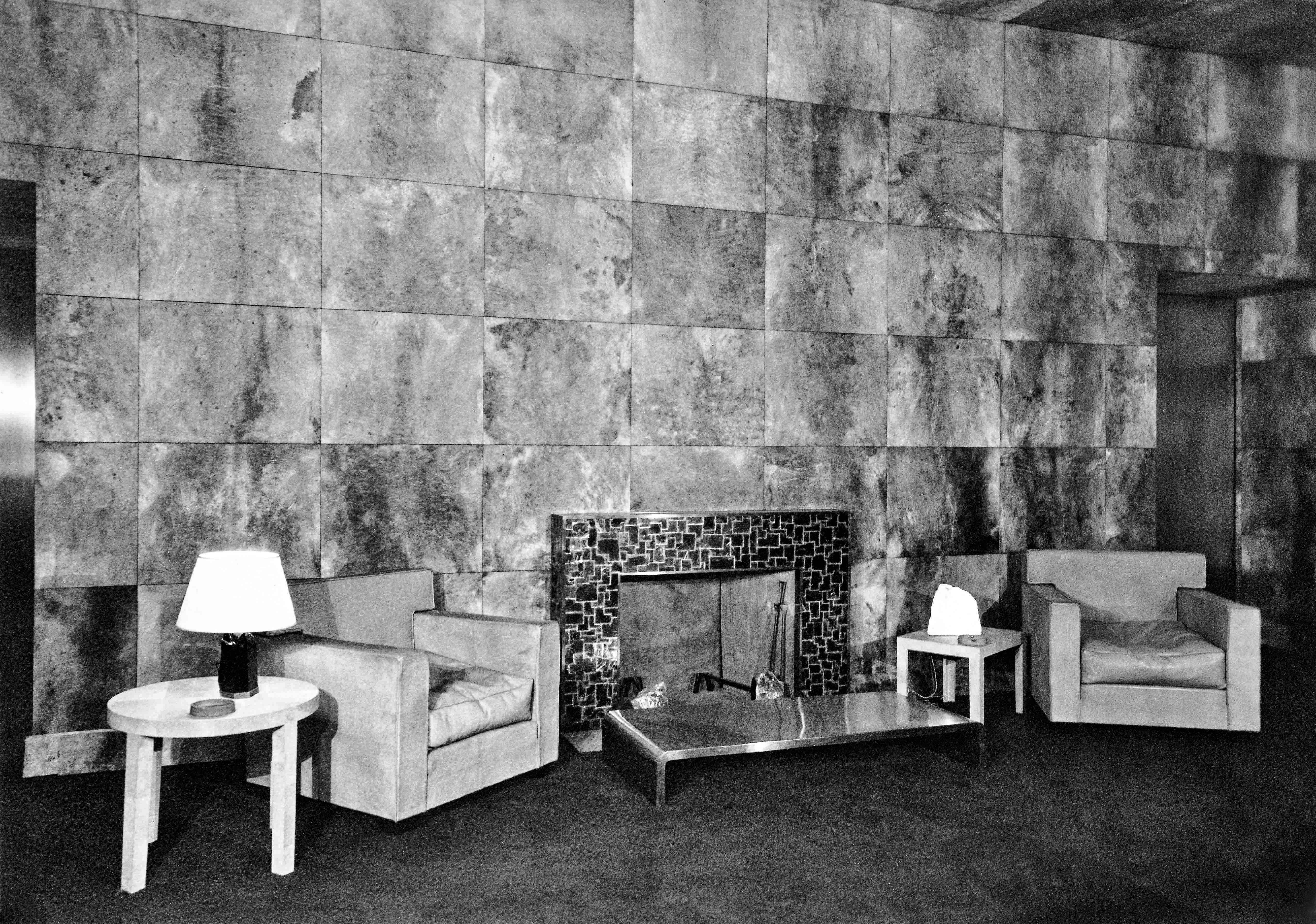 Jean-Michel Frank — Salon with parchment walls and fireplace, Hôtel Bischoffsheim, Paris, c. 1930 — _DSC2248_LUC - Harald Gottschalk