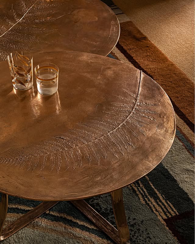 Foglie Coffee Table in Bronze.⁠ ⁠